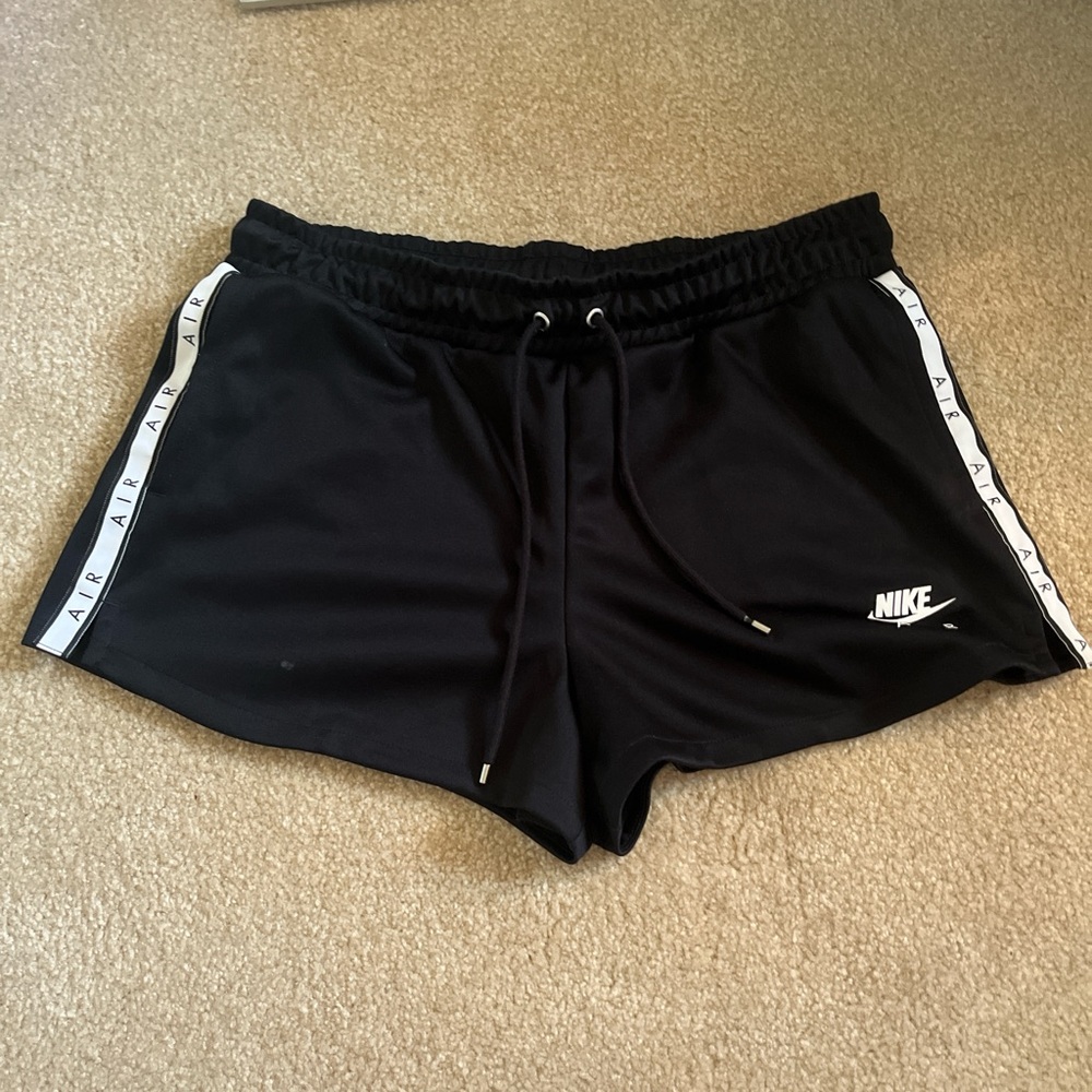 Nike Black Athletic Shorts Lightweight Performance